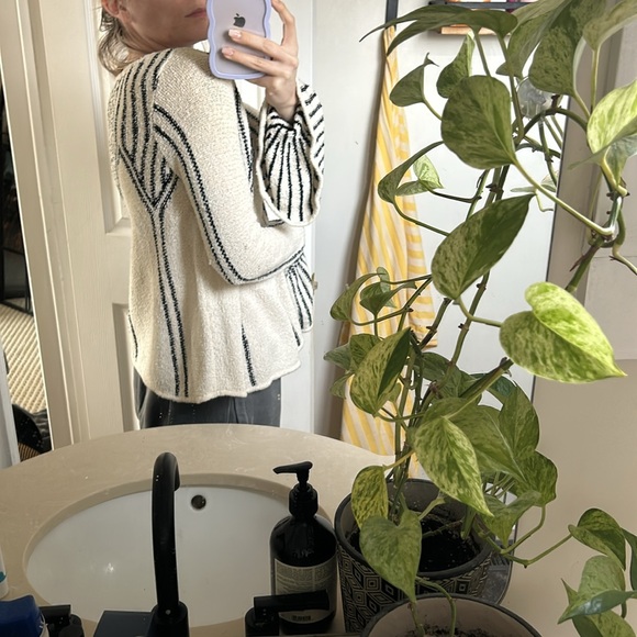 Ulla Johnson Bell sleeve sweater - Picture 5 of 5